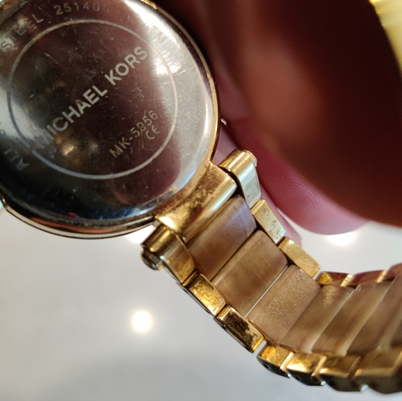 MK Kors 5956 Parker Multi Function Gold Dial Watch - Picture 4 of 4